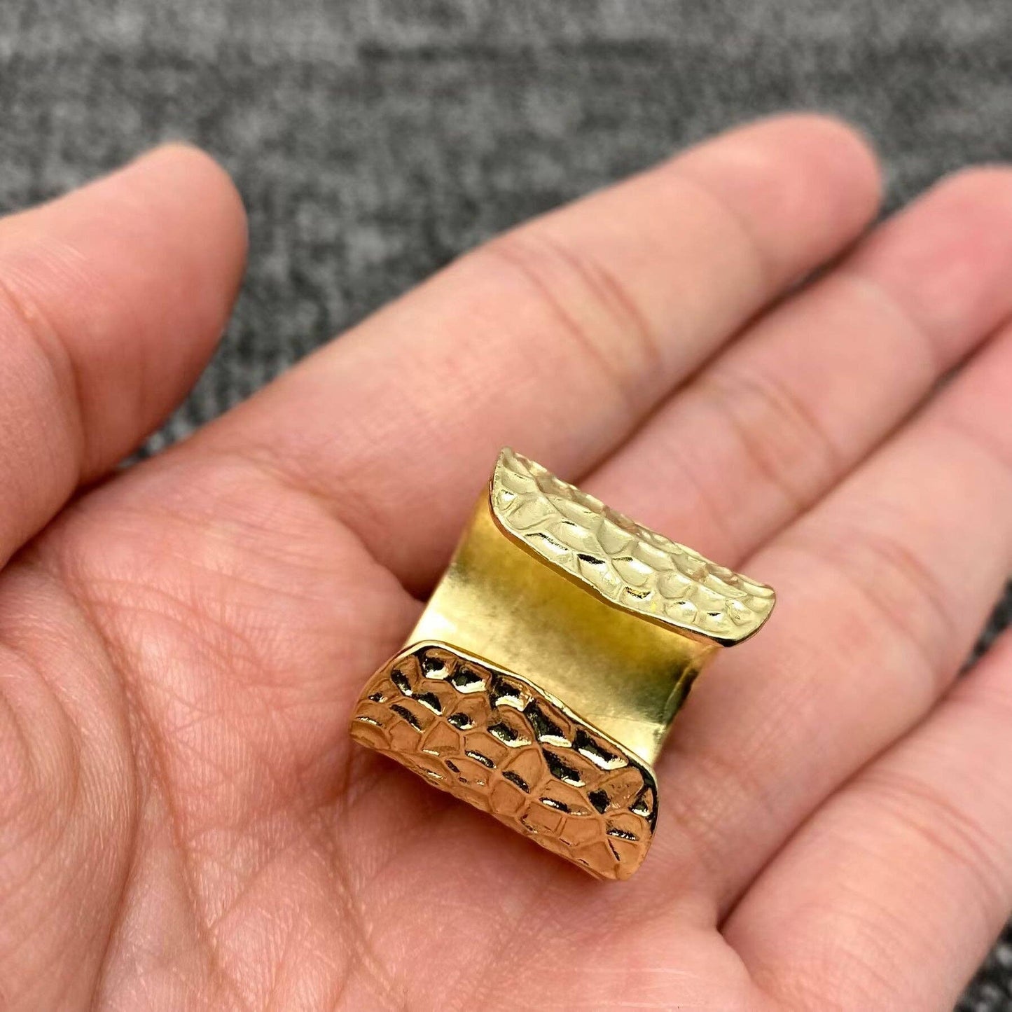 Rhinestone & Pearl Hammered Ring