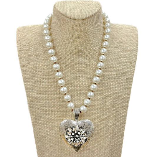 Silver Heart Locket with Flower on Off-White Crystal Pearl